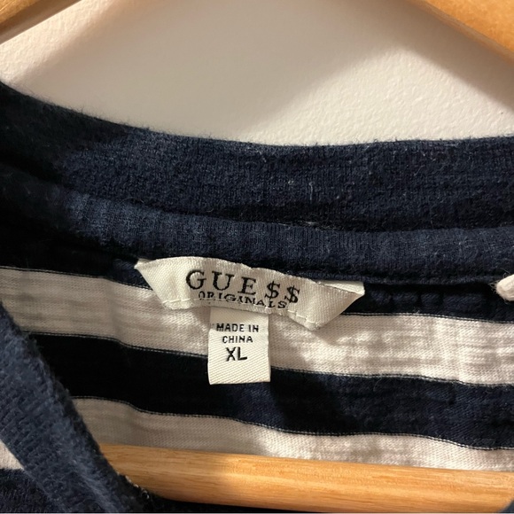 Vintage guess t shirt navy and white - Picture 3 of 5